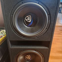 Brand New Never Used Subs Ported Box Brand New 2500w Amp And Brand New Amp Kit.
