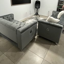 SOFA & LOVESEAT 🩶🩶 Grey & Silver 🩶2 Piece Living Room SET
