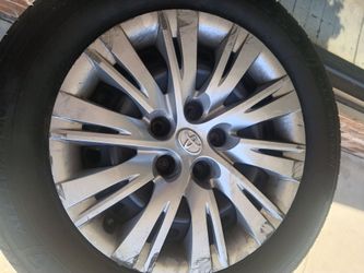 4 Toyota Camry tires and Rins size 16" tires size 205/65/16 make me an offer for all 4
