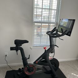 Like New Peloton Bike With Accessories