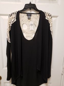 Brand new with tags hot topic skull cardigan size medium