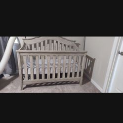 Farmhouse 6-in-1 Convertible Crib(Mattress Included)