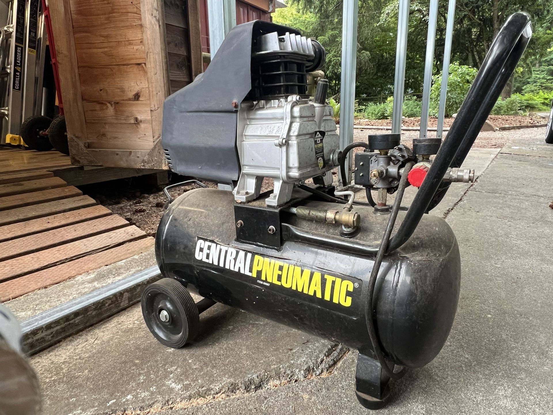 Central Pneumatic Air Compressor