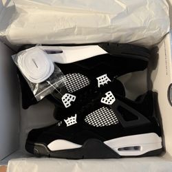 Jordan 4 White Thunder 