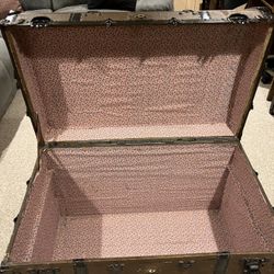 Antique Steamer Chest 34L x 24T x 21D