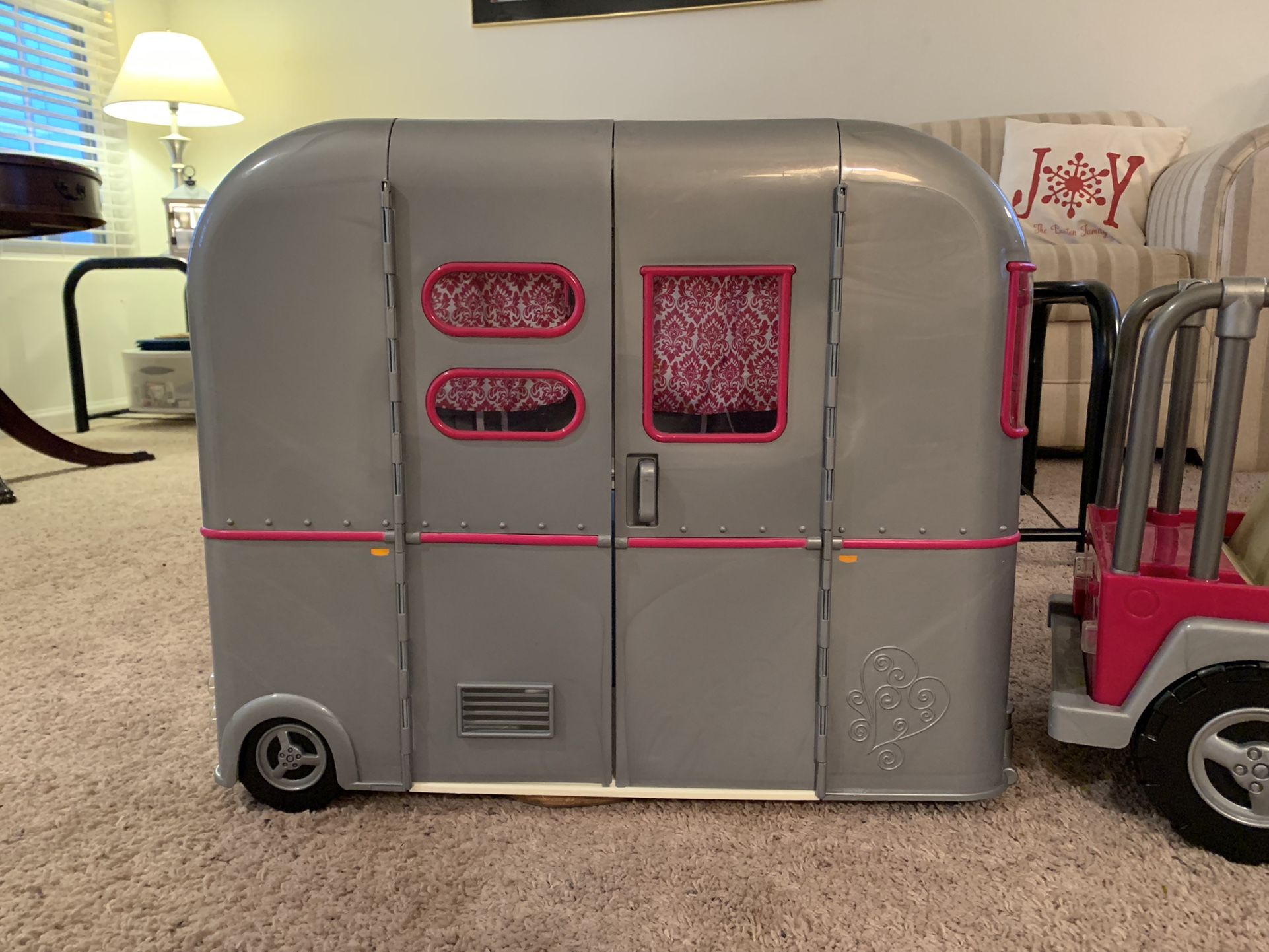 Our Generation Doll RV Camper and 4X4 Truck/Jeep Combo