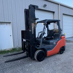 Forklift