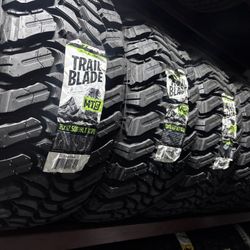 33x12.50x18 Mud 