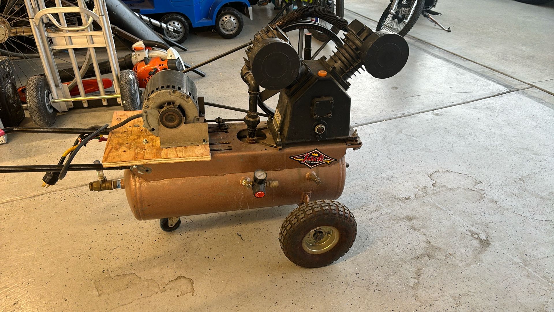Compressor