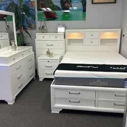 Bedroom Furniture Special🚨Gorgeous White 5pc Bedroom Set Available Crazy Deal Only $1399