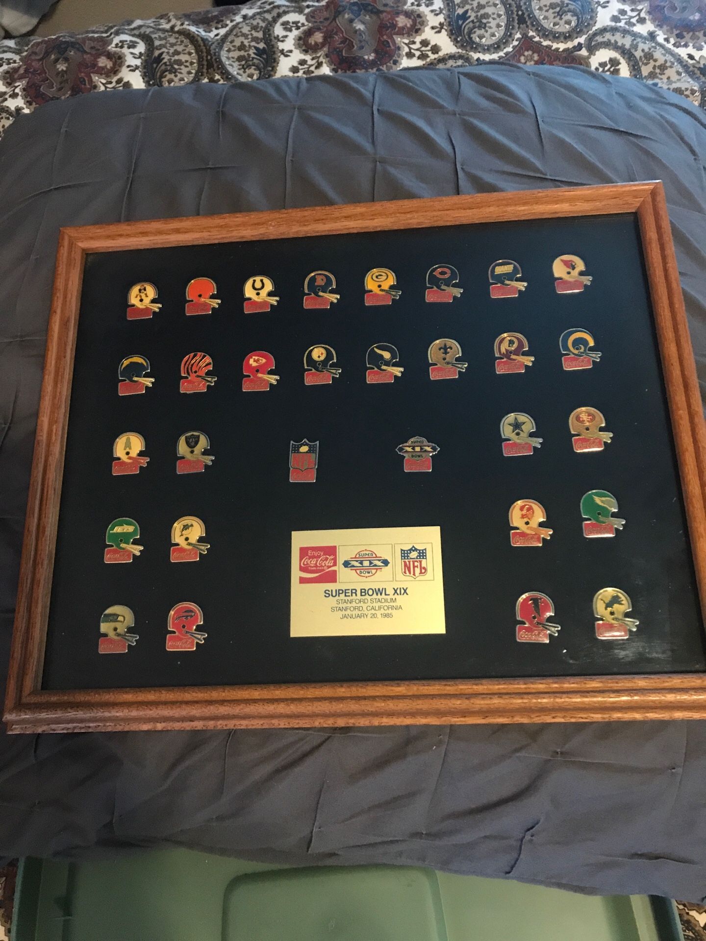 Super bowl xlx Coca Cola pin set