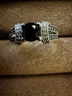 1 CT. T.W. ENHANCED BLACK AND WHITE DIAMOND COLLAR RING IN 10K WHITE GOLD