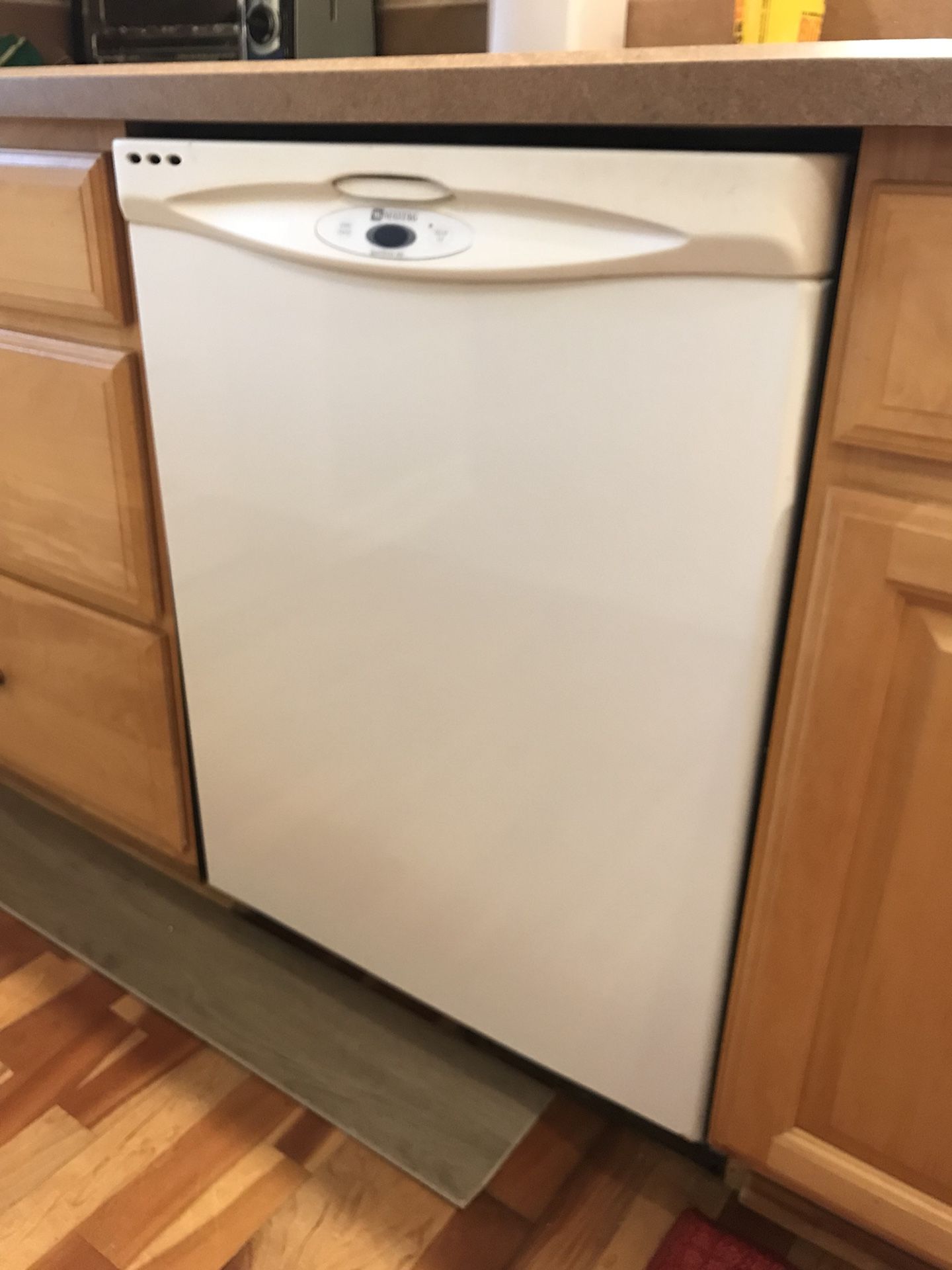 Maytag Quiet Series 400 Dishwasher