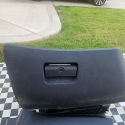 BMW 525I Glove Box
