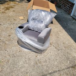 Kids Recliner Brand New In Box