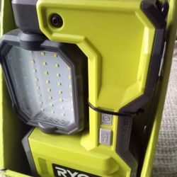 RYOBI 18V HYBRID MAGNETIC LED