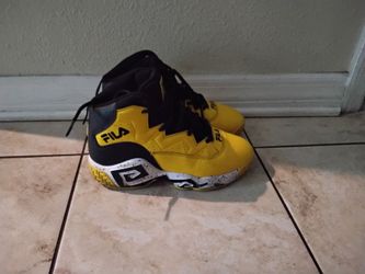 Fila MB Night Walk Yellow Sneakers