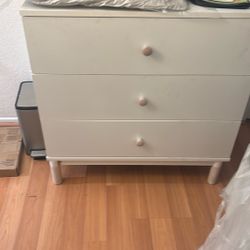 White 3 Drawer Dresser 