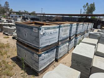 SURPLUS STONE VENEER $500 EACH PALLET (100 SQUARE FEET PER PALLET)