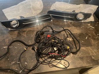 Chrysler 300 C  Fog Light Trim, 08-10