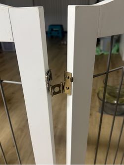 Pet/ baby gate