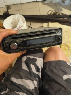 Sony Single DIN Car CD Receiver