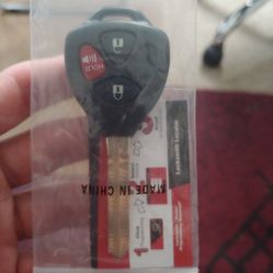 Key With Chip For 2007-2013 Toyota Yaris