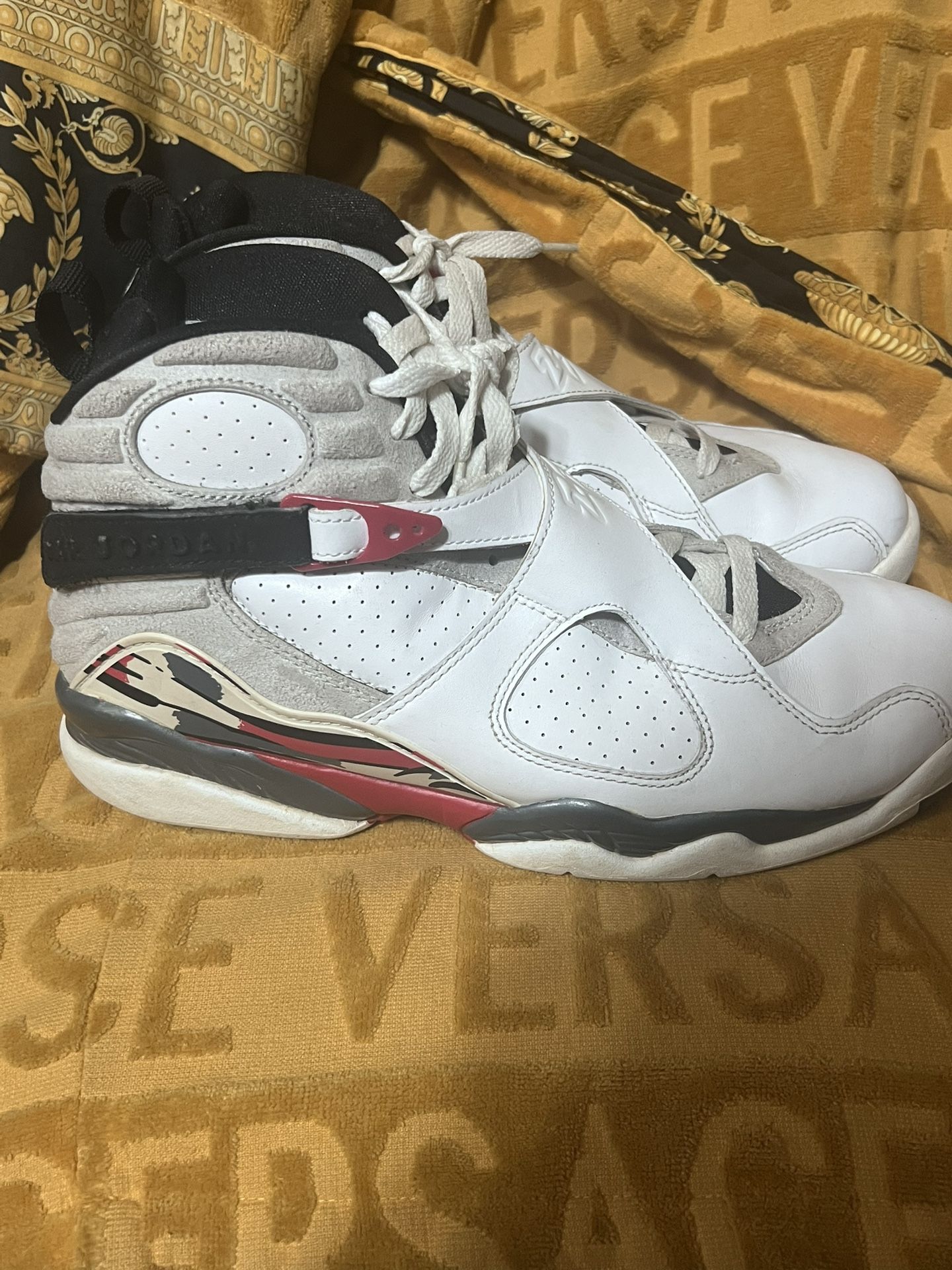 Air Jordan Retro 8s Bugs Bunny