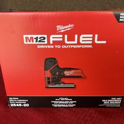 Milwaukee Tool 2545-20 M12 Fuel Jig Saw Tool Only