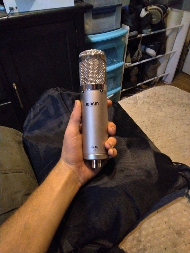 WARM AUDIO WA-47JR SE Streamlined Version of the Classic '47 Studio Microphone