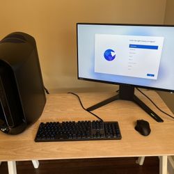 Alienware Aurora R12 & Alienware 25 Monitor