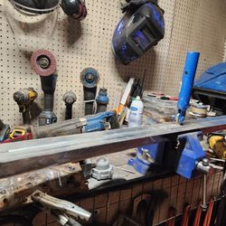 Concrete Arrow Cutter