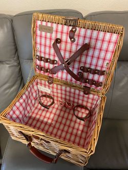 Picnic basket