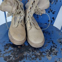 Military Boots,Need Glue