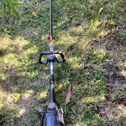 Craftsman Gas Weed Eater 