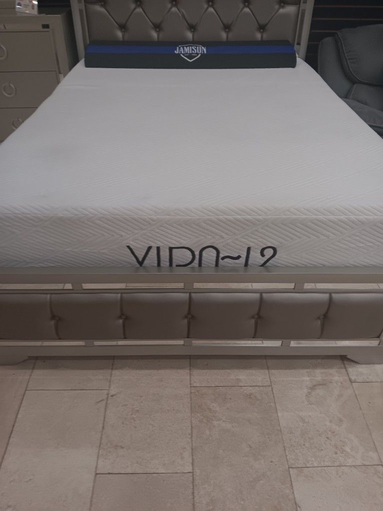*Limited Stock!!!*---Vida Firm Edition King Mattresses---Only $299!!!---Delivery/$10 Down FinancingðŸ¤
