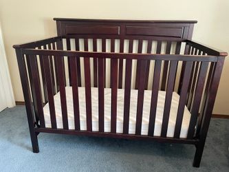 Crib with mattress