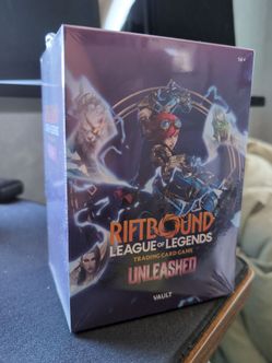 Riftbound: League of Legends TCG Unleashed - Vault Bundle