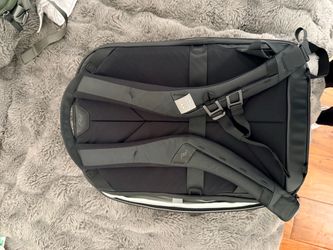 Peak design travel backpack