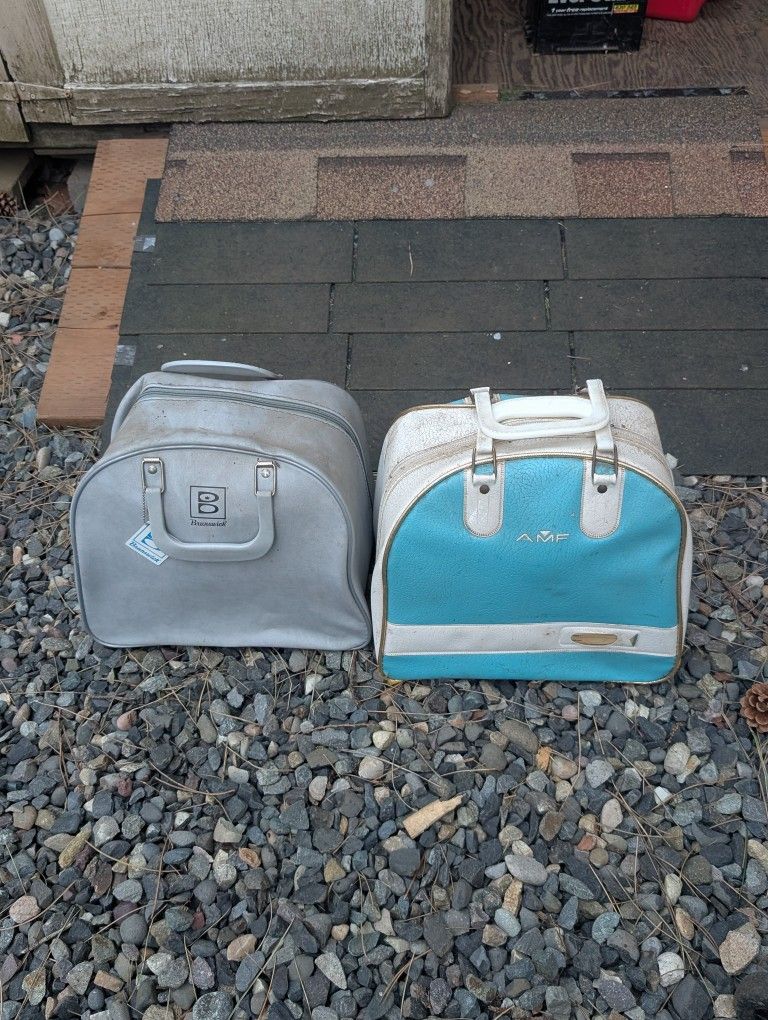 2 Bowling Balls