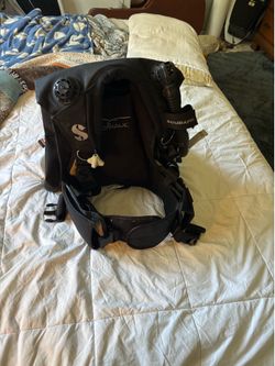 Scuba pro women’s small Ladyhawk bcd