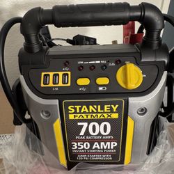 Stanley FATMAX J7CS Portable Power Station Jump Starter 700 Peak Amp Battery Booster, 120 PSI Air Compressor, 3.1A USB Ports, Battery Clamps