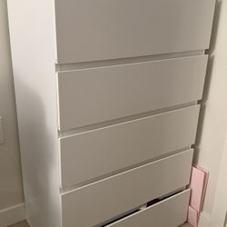 [Like New]Dresser -$40