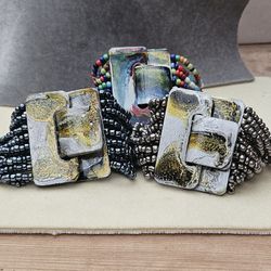 Stretchable Bracelets/ Wooden Closure 