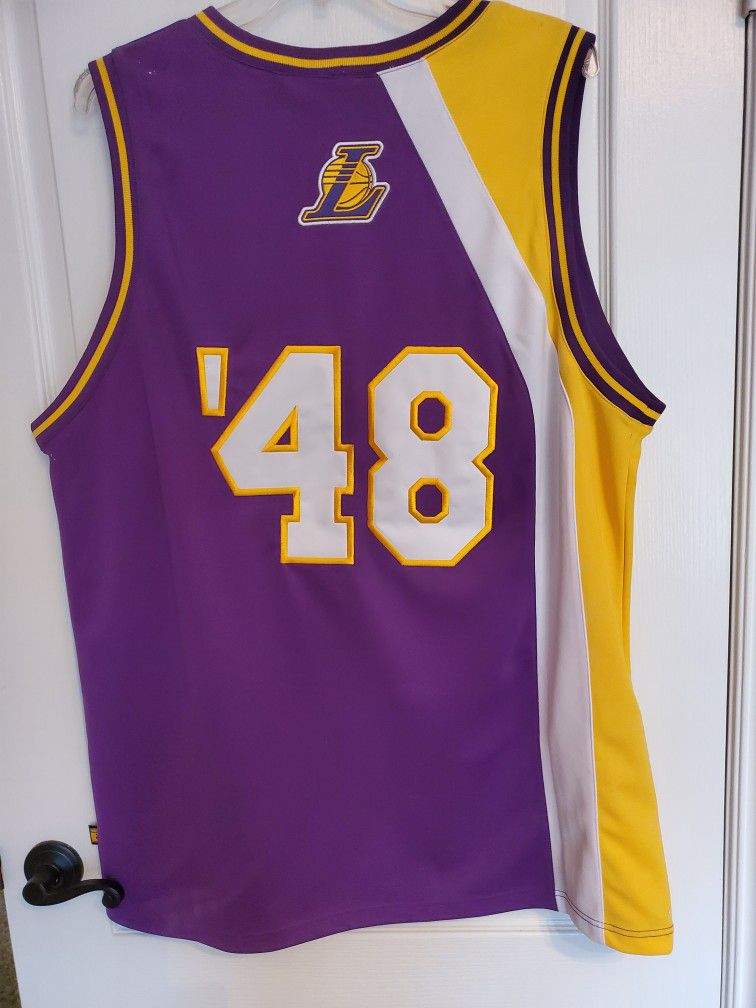 La Lakers City Edition Jersey! for Sale in Pico Rivera, CA - OfferUp