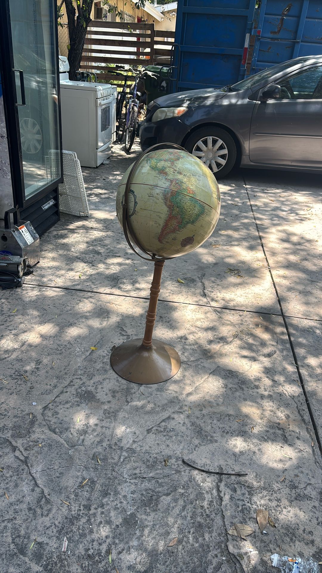 Commander II Vintage Floor Globe 