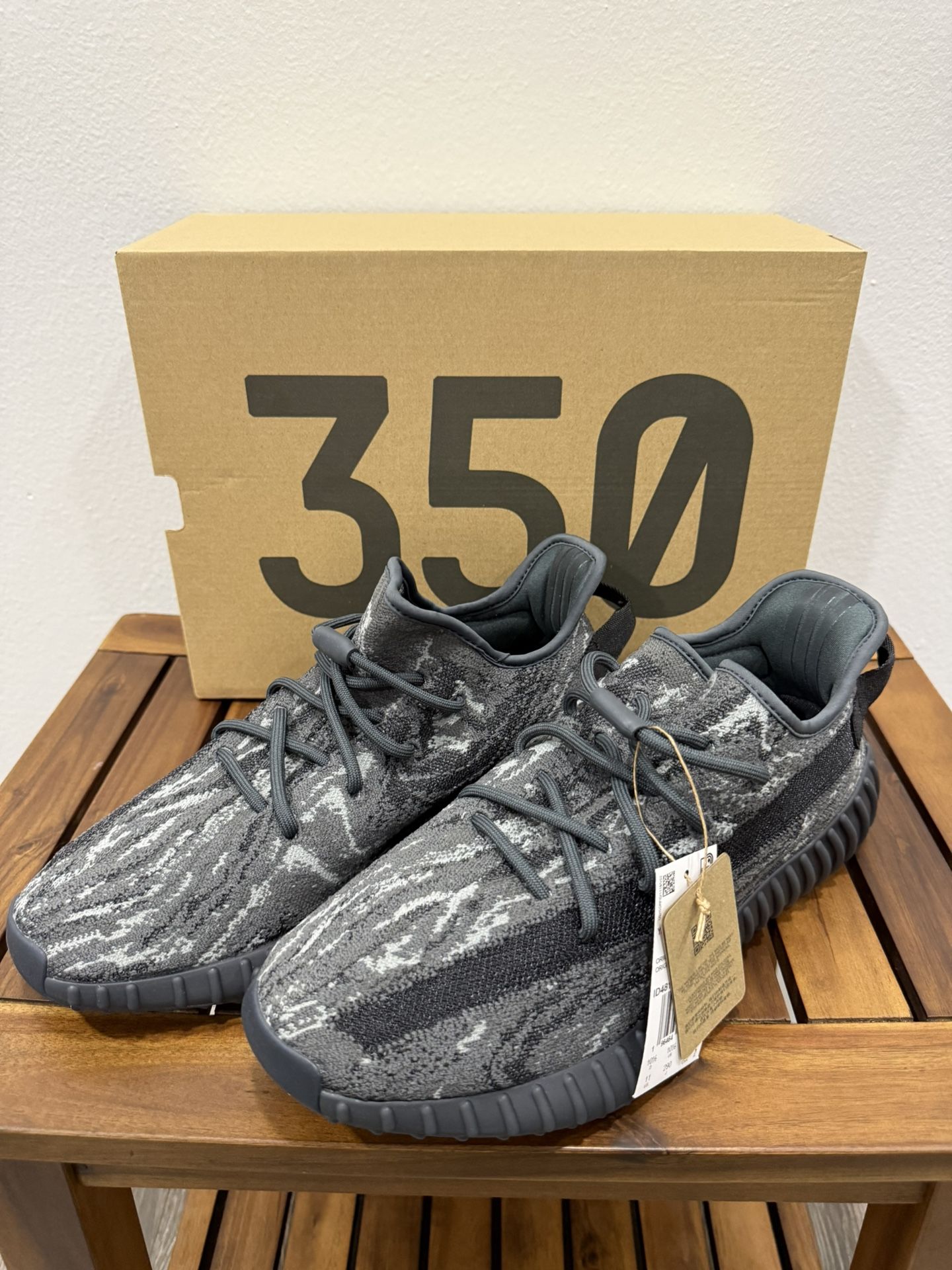 Yeezy Boost 350 V2 MX Dark Salt Men’s Size 11