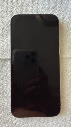 IPhone 14 Pro Max bloqueado por código
