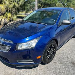 3012 Chevrolet Cruze 