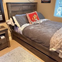Bedroom Set : Full Bed, Dresser, Nightstand (wood/farmhouse)